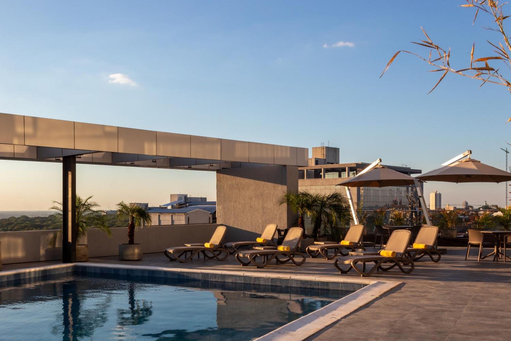 Tryp By Wyndham Asuncion Otel Dış mekan fotoğraf